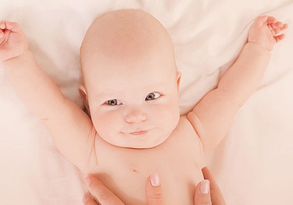 Neonato 4 mesi: guida del pediatra per il tuo bimbo – Humana