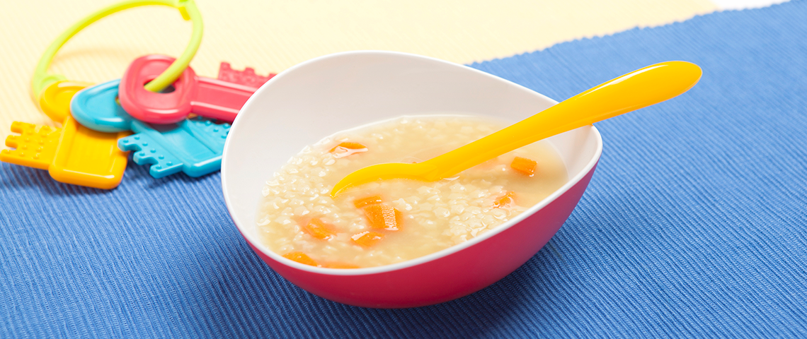 Crema di riso, latte e carota : ricetta dai 6 mesi bimbo – Humana